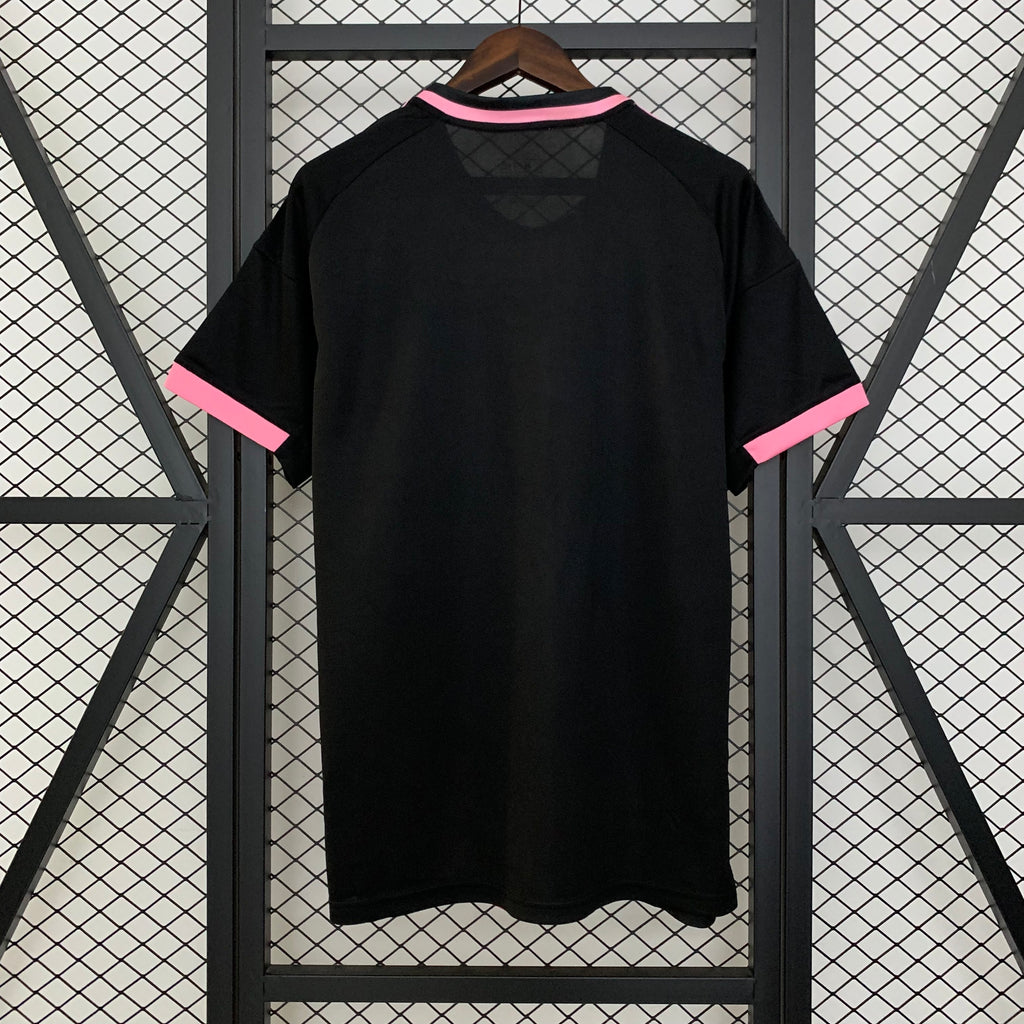 Real Madrid Gucci Pink Rose Concept Football Kit